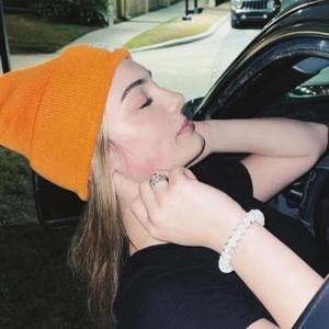 Meet your Posher, Kendall